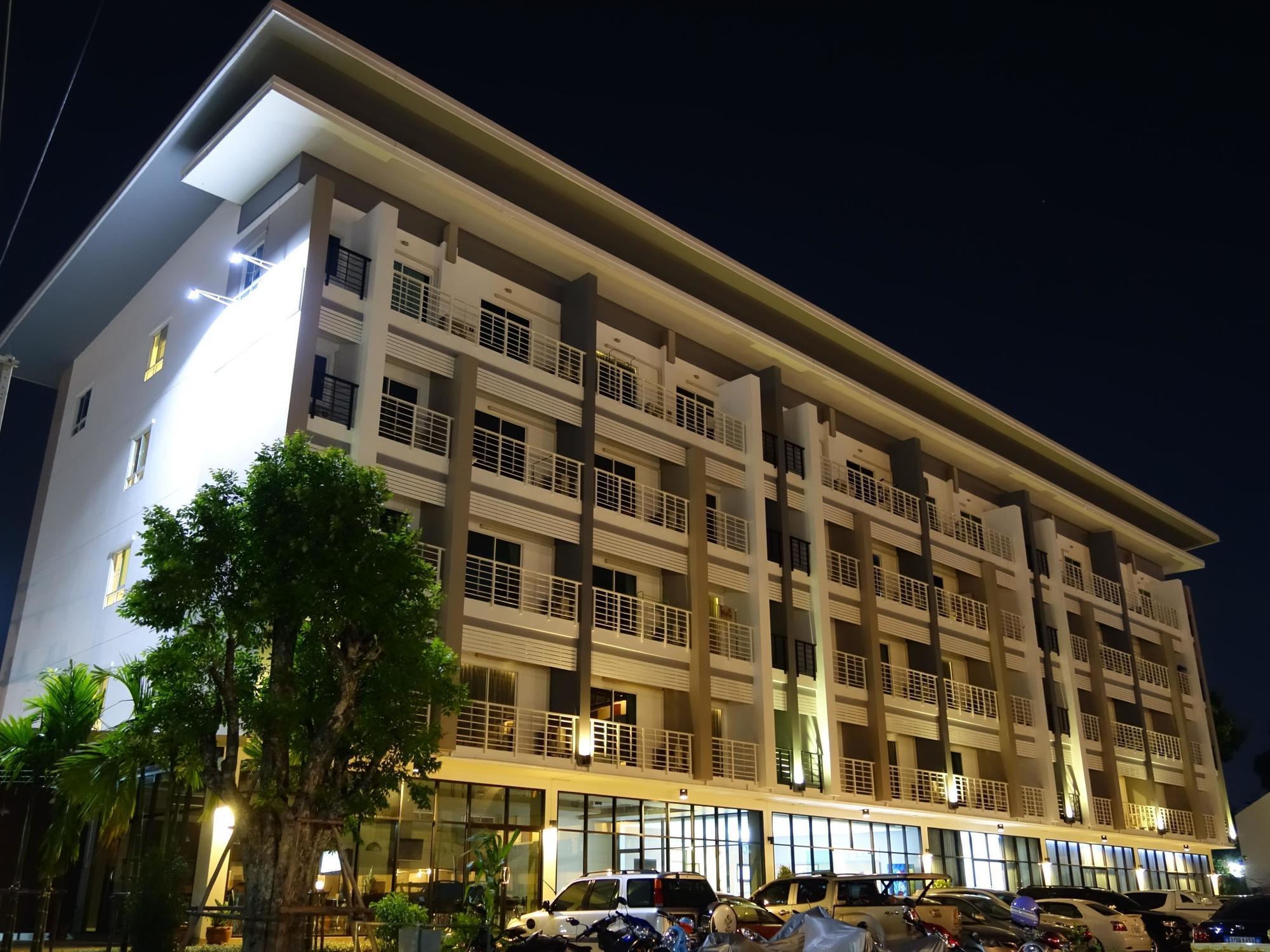 U Place Korat Nakhon Ratchasima Exterior photo